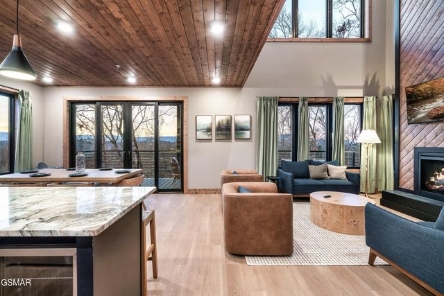 514 New Venture Way, Sevierville, TN 37876