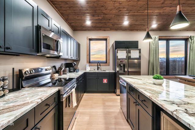 514 New Venture Way, Sevierville, TN 37876