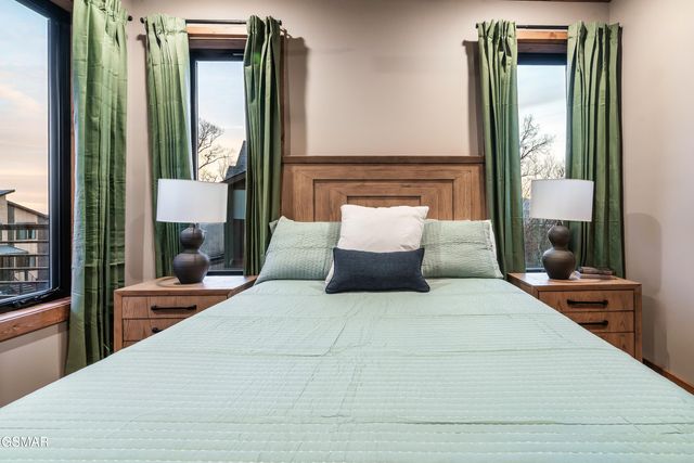 514 New Venture Way, Sevierville, TN 37876