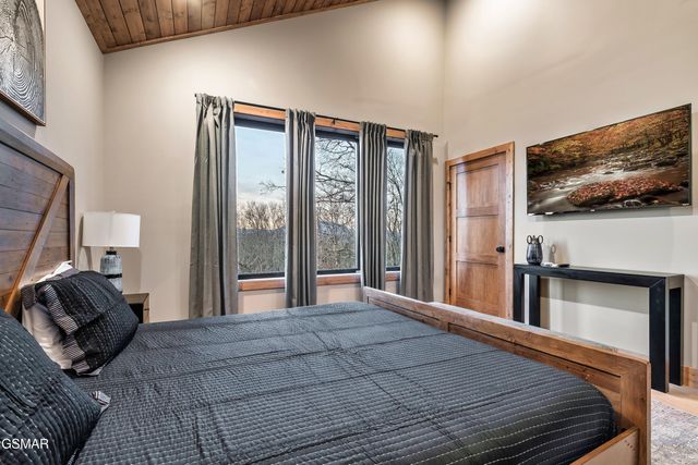 514 New Venture Way, Sevierville, TN 37876