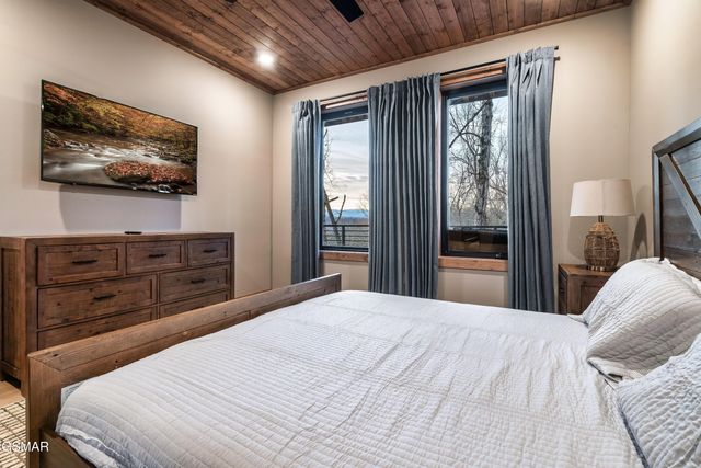 514 New Venture Way, Sevierville, TN 37876