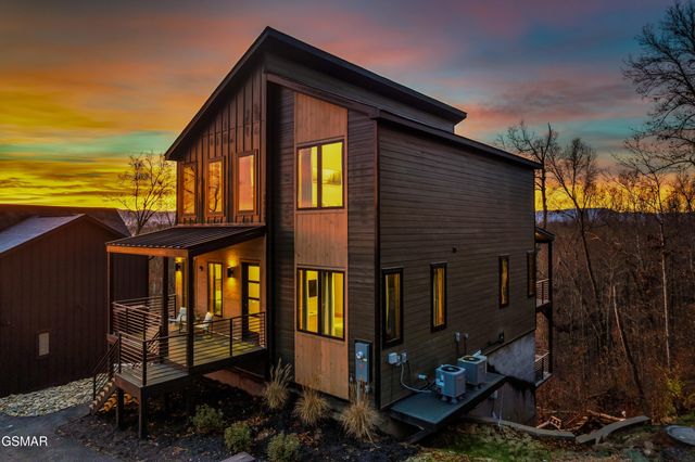 514 New Venture Way, Sevierville, TN 37876