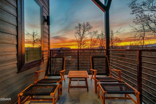 514 New Venture Way, Sevierville, TN 37876