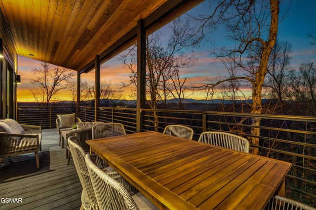 514 New Venture Way, Sevierville, TN 37876