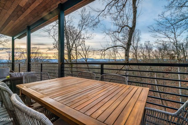 514 New Venture Way, Sevierville, TN 37876