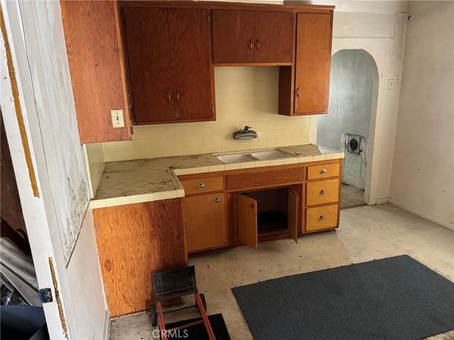 4015 Hubbard, Los Angeles, CA 90023