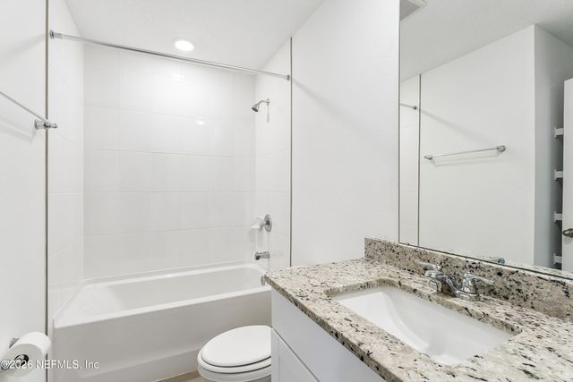 3573 BELLA SERA Lane, Green Cove Springs, FL 32043