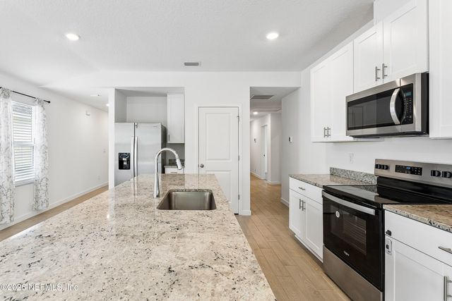 3573 BELLA SERA Lane, Green Cove Springs, FL 32043