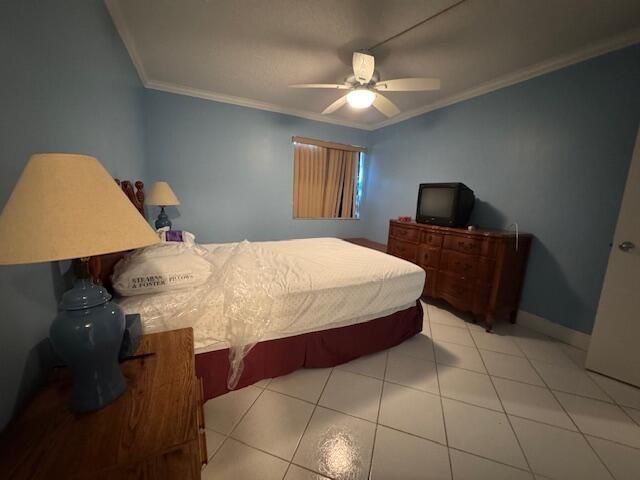 107 Flanders, Delray Beach, FL 33484