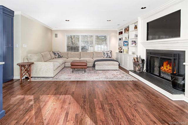 415 Sarles Street, Mount Kisco, NY 10549