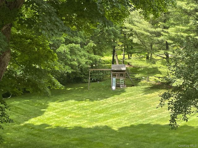 415 Sarles Street, Mount Kisco, NY 10549