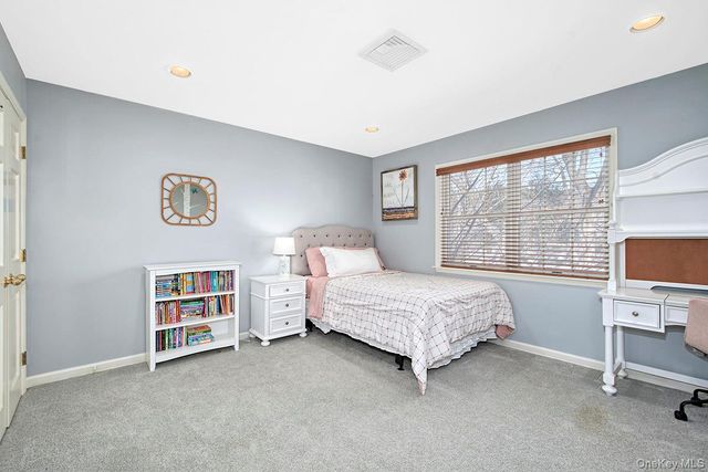 415 Sarles Street, Mount Kisco, NY 10549