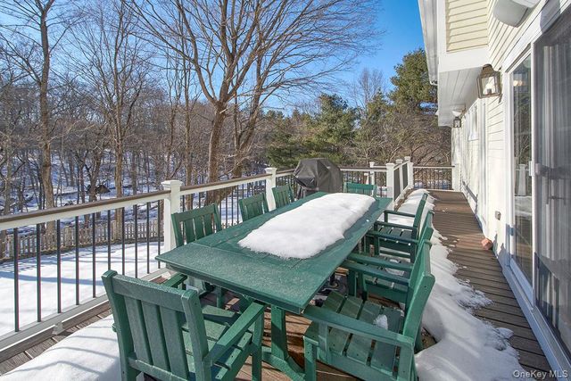 415 Sarles Street, Mount Kisco, NY 10549