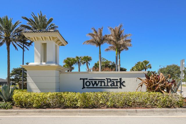 12819 SW Lake Fern Circle, Port St. Lucie, Port St Lucie, FL 34987