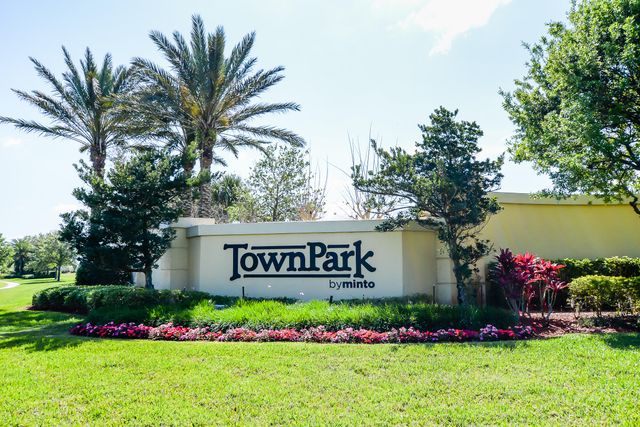 12819 SW Lake Fern Circle, Port St. Lucie, Port St Lucie, FL 34987