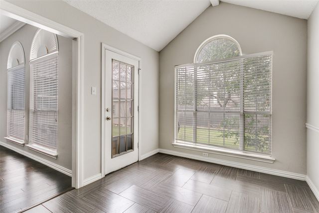 2704 Scrimshire Court, Euless, TX 76039