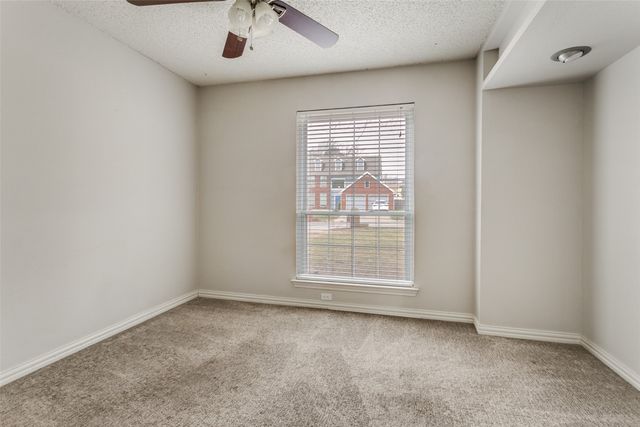 2704 Scrimshire Court, Euless, TX 76039