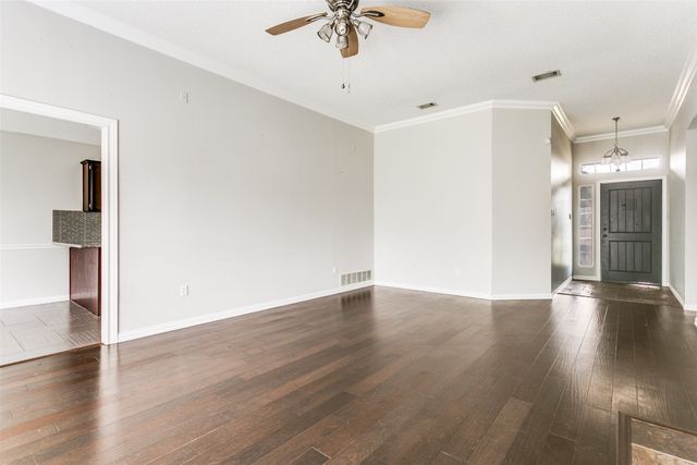 2704 Scrimshire Court, Euless, TX 76039