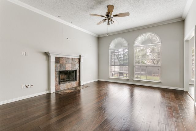 2704 Scrimshire Court, Euless, TX 76039