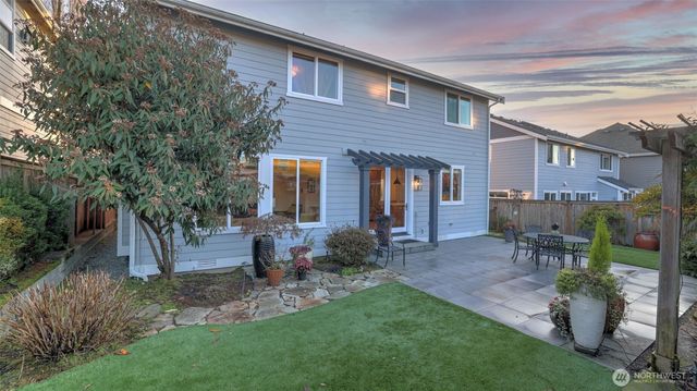 1110 N 27th Place, Renton, WA 98056