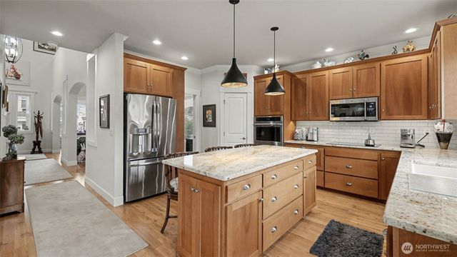 1110 N 27th Place, Renton, WA 98056