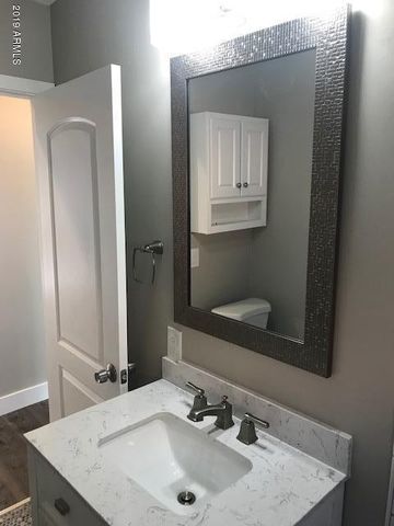 1914 W HOLLY Street, Phoenix, AZ 85009