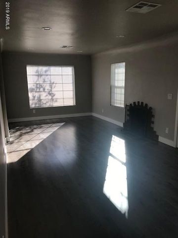 1914 W HOLLY Street, Phoenix, AZ 85009