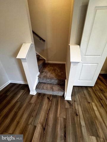 1258 RED CLOVER LN, Ranson, WV 25438