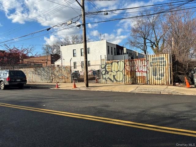 477 Milford Street, Brooklyn, NY 11208