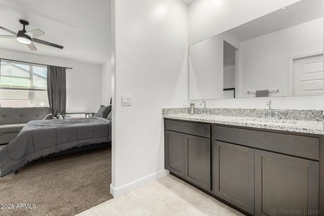 1977 W SHELLY Avenue, Apache Junction, AZ 85120