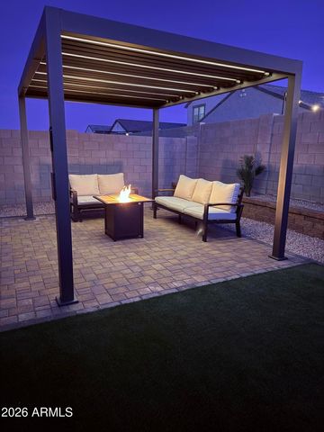 1977 W SHELLY Avenue, Apache Junction, AZ 85120