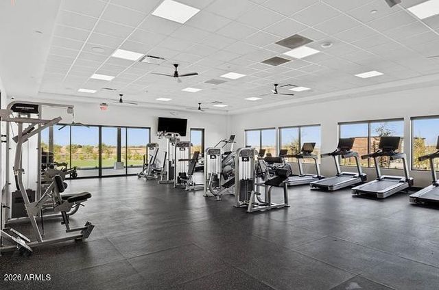 1977 W SHELLY Avenue, Apache Junction, AZ 85120