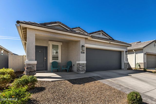 1977 W SHELLY Avenue, Apache Junction, AZ 85120