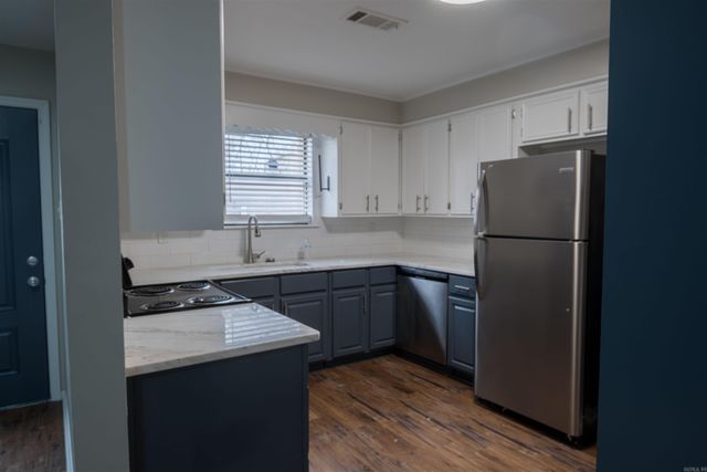 408 W 4Th St, North Little Rock, AR 72114