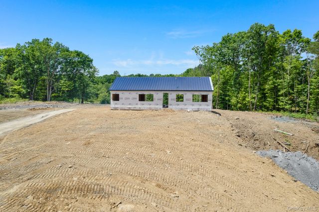 625 Traver Road, Pleasant Valley, NY 12569