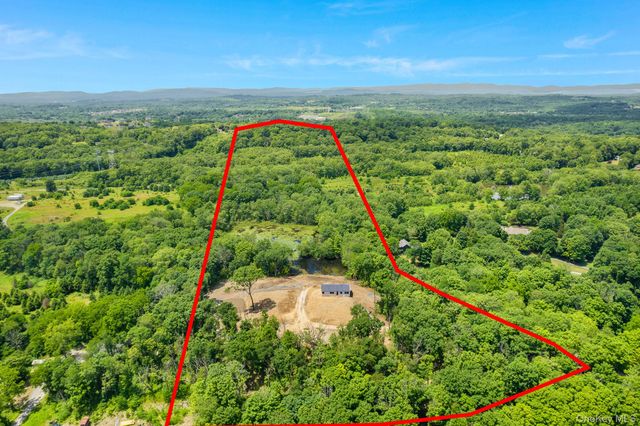 625 Traver Road, Pleasant Valley, NY 12569