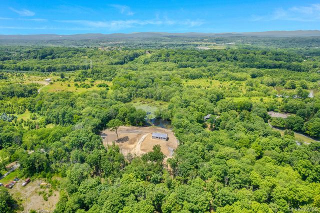 625 Traver Road, Pleasant Valley, NY 12569