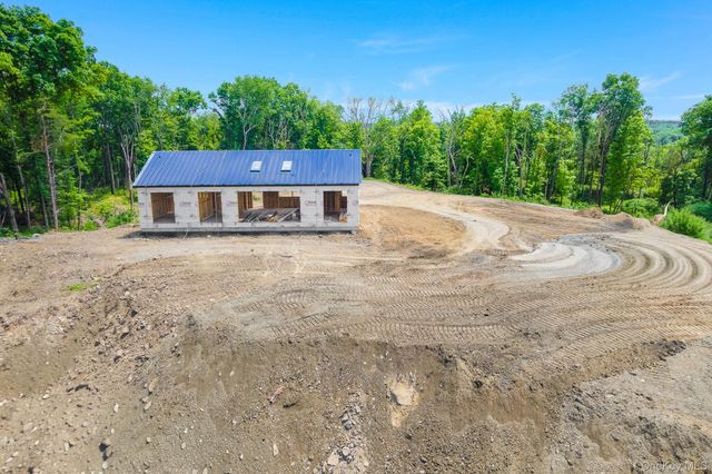 625 Traver Road, Pleasant Valley, NY 12569