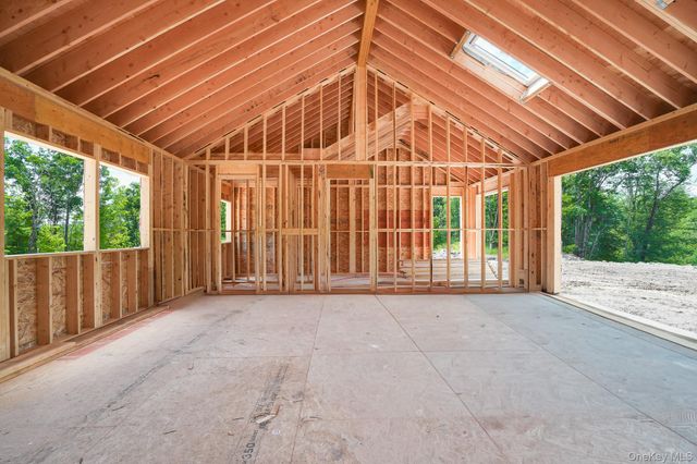 625 Traver Road, Pleasant Valley, NY 12569