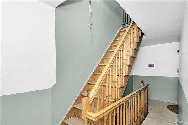 382 Manhattan Avenue, Brooklyn, NY 11211