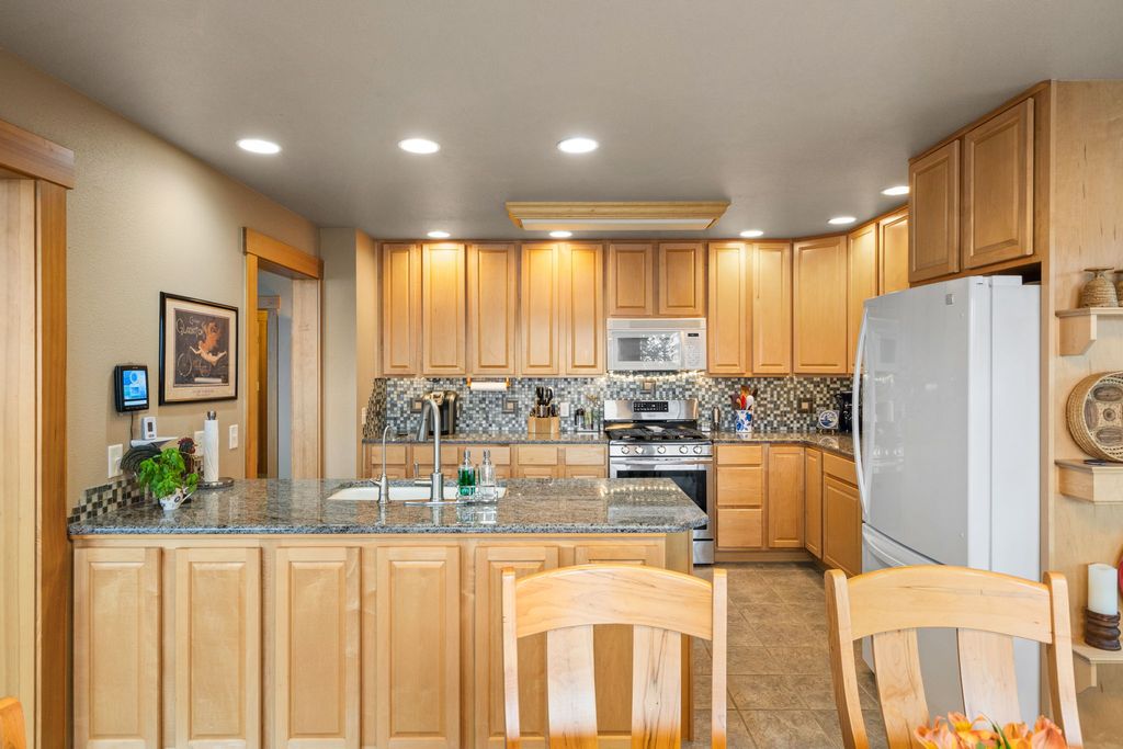 28152 White Swan Lane, Polson, MT 59860 photo 16