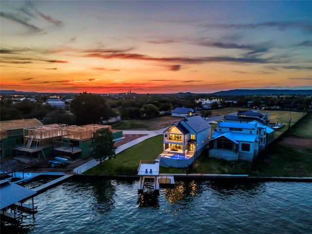 144 Riverfront LN, Kingsland, TX 78639