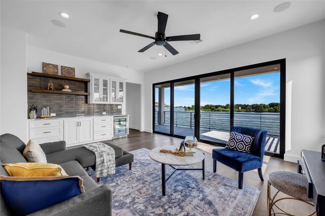 144 Riverfront LN, Kingsland, TX 78639