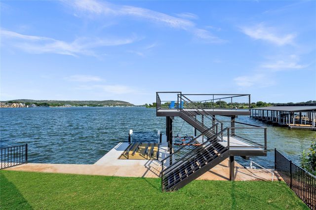 144 Riverfront LN, Kingsland, TX 78639