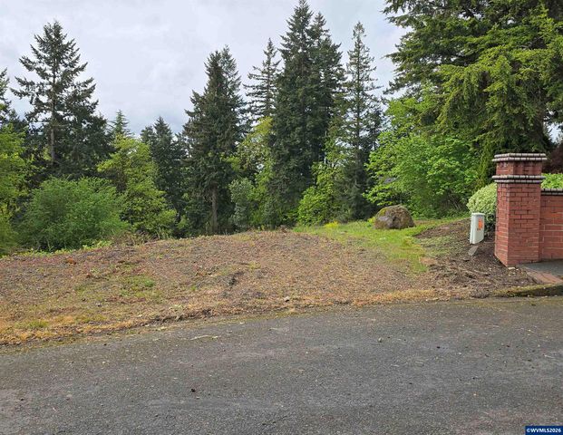 3595 Ghiglieri Ct, West Linn, OR 97068