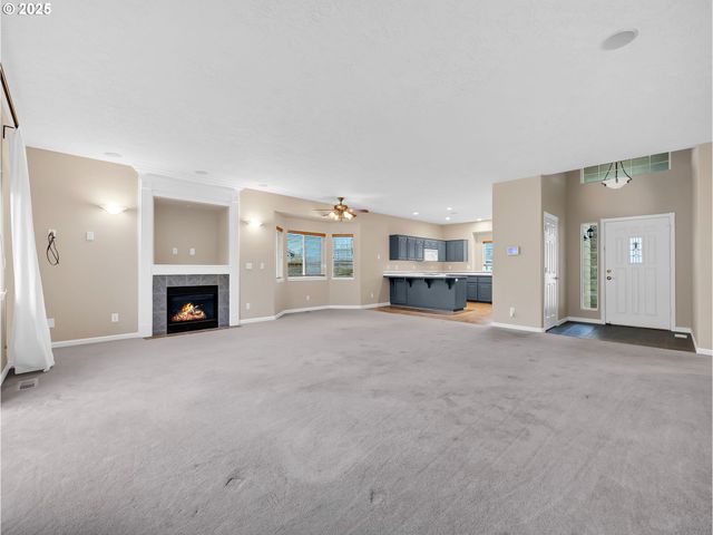 3533 Ne FAIRVIEW LAKE Ct, Fairview, OR 97024