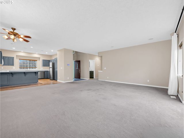 3533 Ne FAIRVIEW LAKE Ct, Fairview, OR 97024