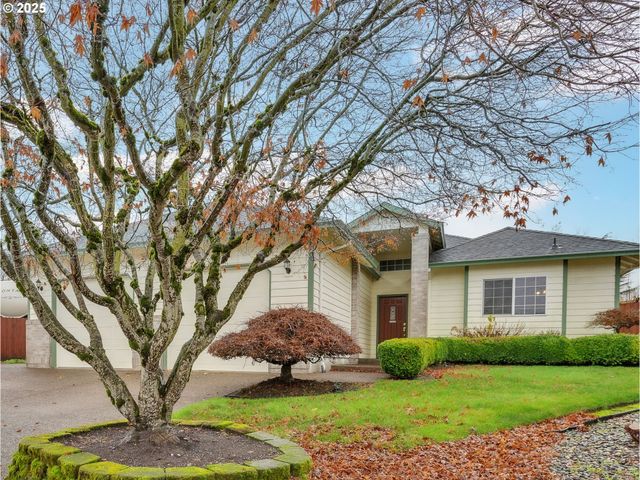 3533 Ne FAIRVIEW LAKE Ct, Fairview, OR 97024