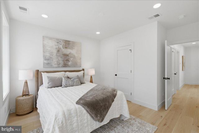 609 HARVARD ST NW, Washington, DC 20001