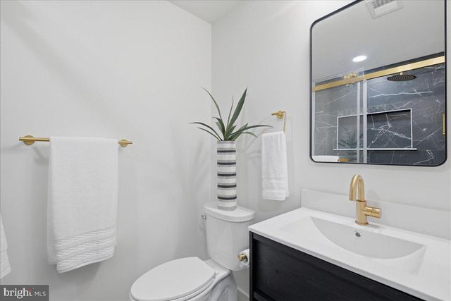 609 HARVARD ST NW, Washington, DC 20001
